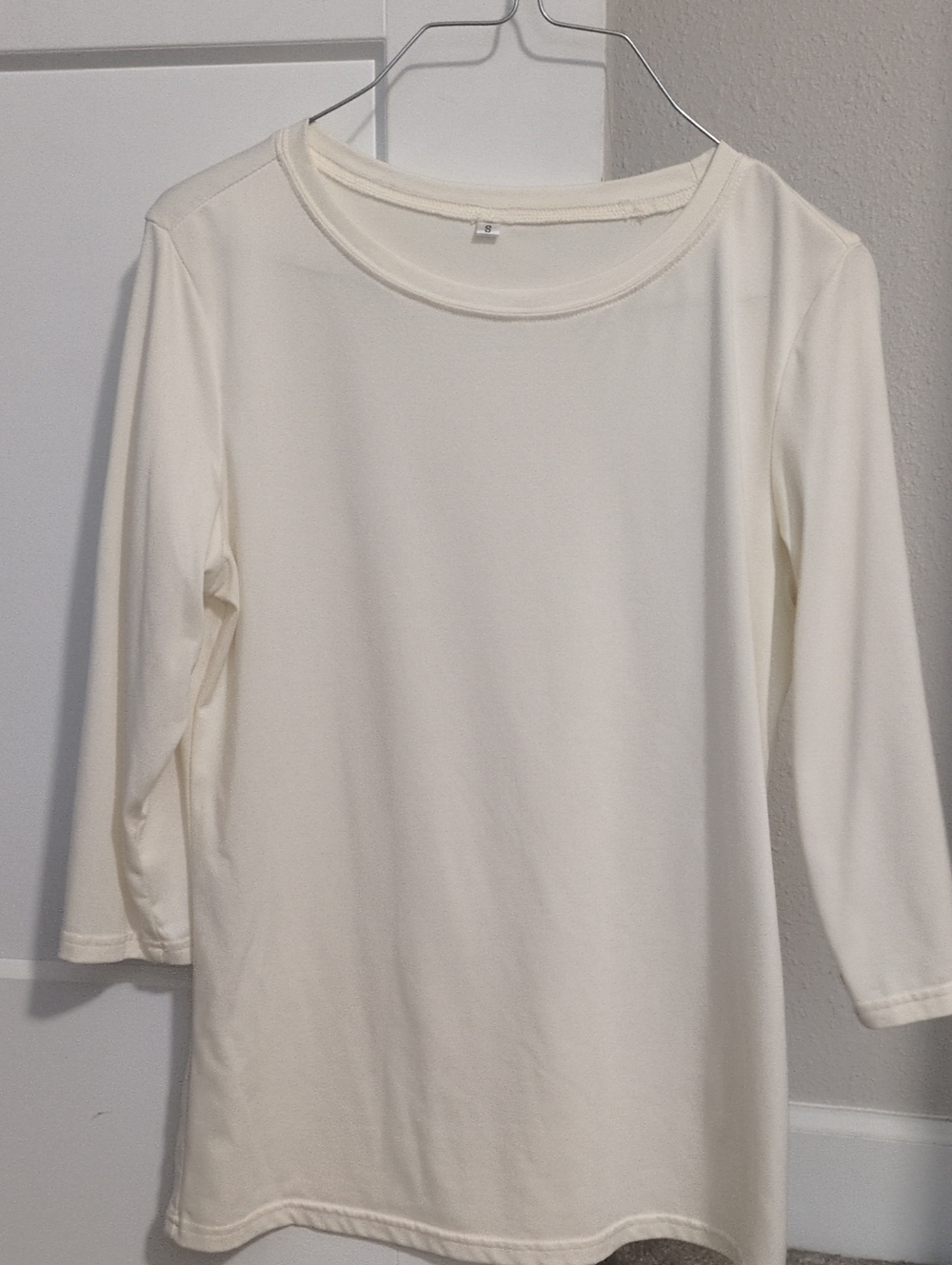 Women's Cream Long Sleeve Scoop Neck Top